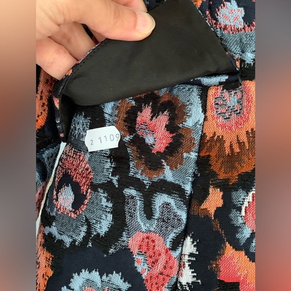 Theory Equestrian blazer in floral jacquard - Picture 7 of 15